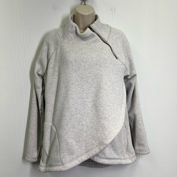 Athleta - Cozy Karma Asymmetrical Pullover Long Sleeve Sweater Size Medium - Picture 2 of 14